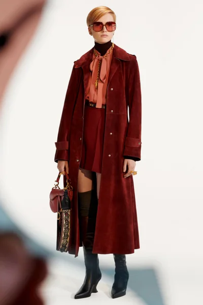 Look 44